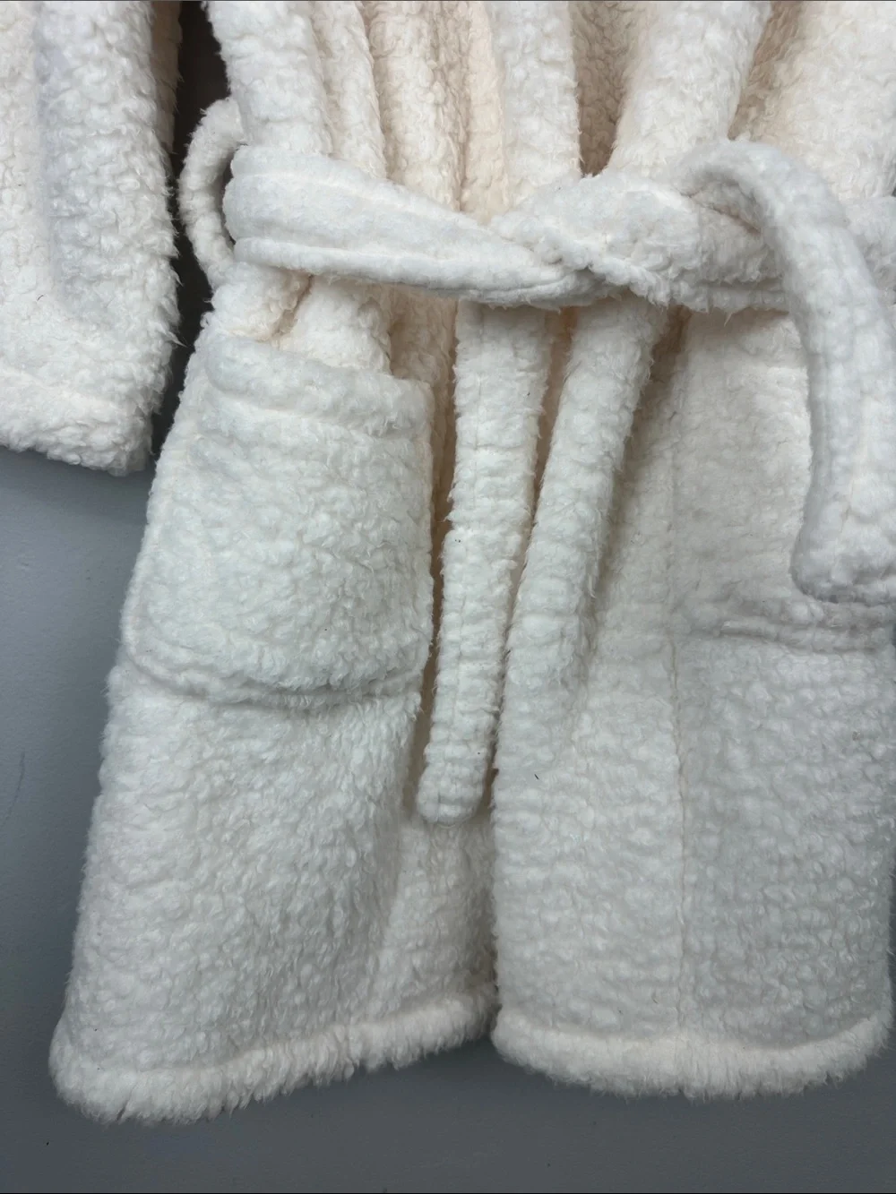 PBK Pottery Barn Kids Hooded Plush Sherpa Critter Robe Kitty Ears White Sz 4-6